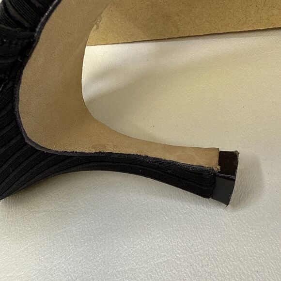 Manolo Blahnik Bretto Satin Slingback Pointy Toe Pumps EU 35.5 - Picture 16 of 16